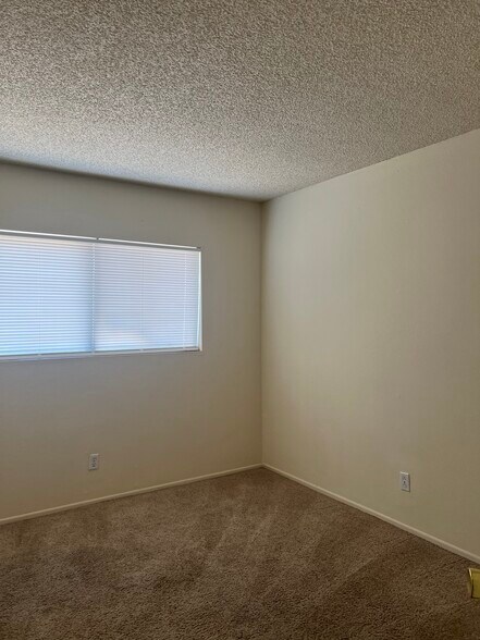Bedroom - 15597 Tonekai Rd