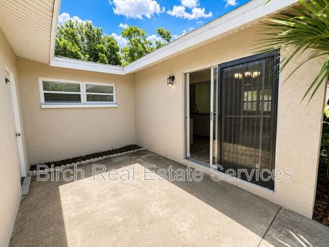 Building Photo - 1017 Amble Ln