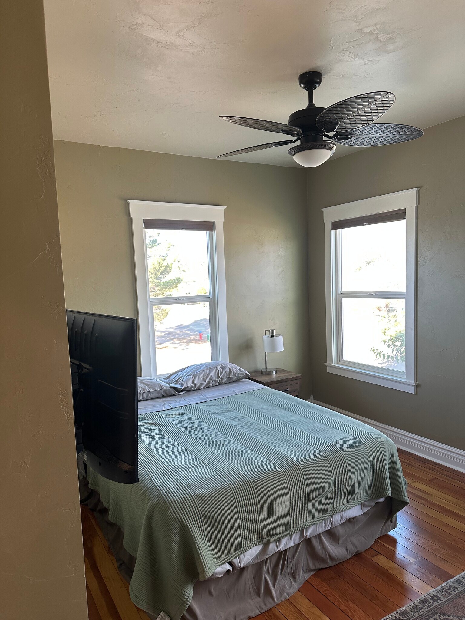 Building Photo - 1309 Michigan Ave