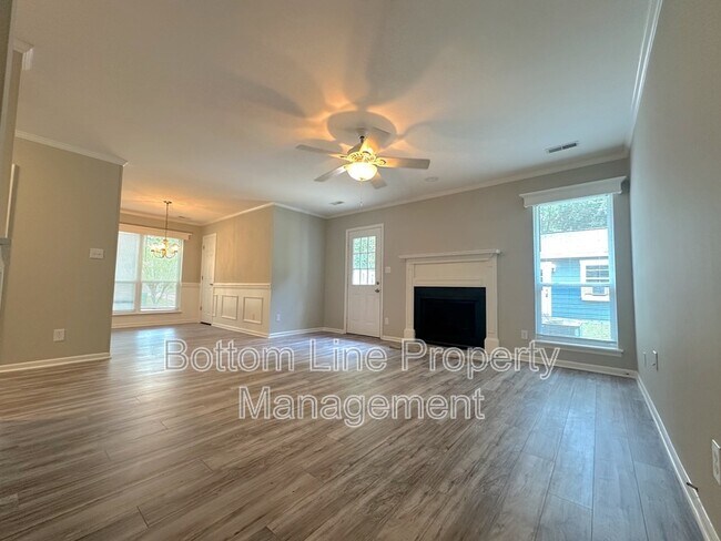 Building Photo - 11824 Larkridge Ct