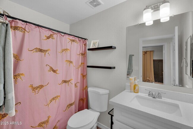 Building Photo - 17213 N Christensen Rd