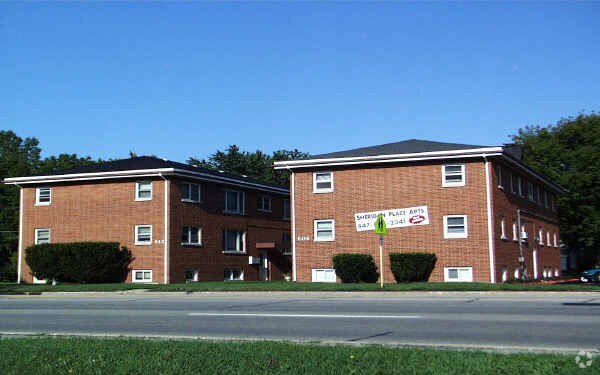Primary Photo - Sheridan Place Apartments