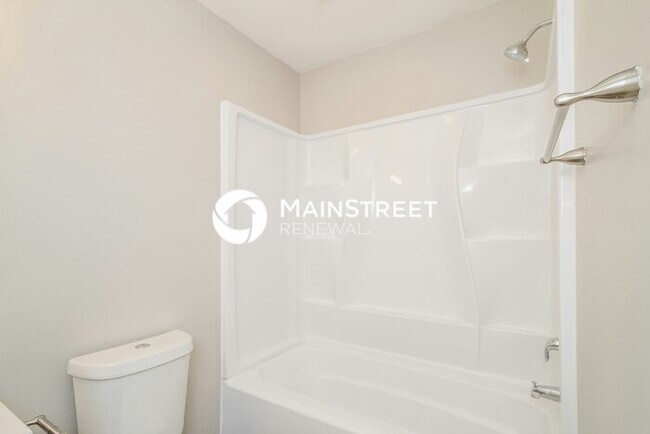 Building Photo - 3 Bedroom Pet-Friendly Home in Winston-Sal...