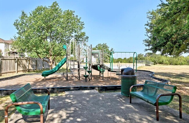 Building Photo - 2412 Regal Park Ln
