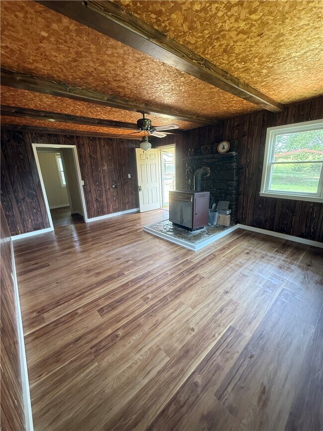 Building Photo - 31297 AR-295