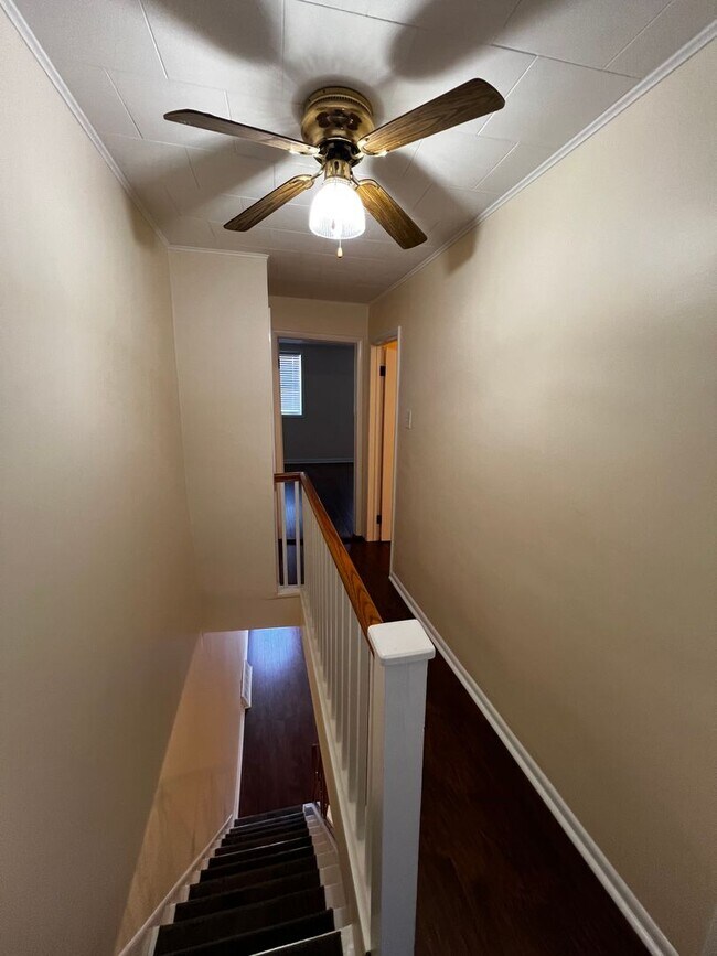 Building Photo - Modern 2 Bed. w/ additional office/small 3rd bedroom Passyunk Square Home w/ W/D, Central Air and...