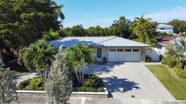 Building Photo - 1959 SE 25th Ave