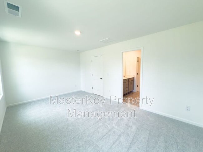 Building Photo - 673 Mirkwood Ave