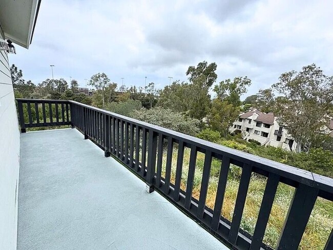 Building Photo - AVAILABLE NOW! NEW BUILD ADU IN LINDA VIST...