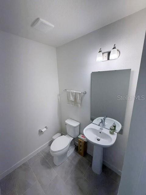 Building Photo - 6446 Horseshoe Ln Wy