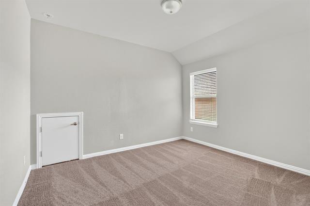 Building Photo - 1012 Summer Ln