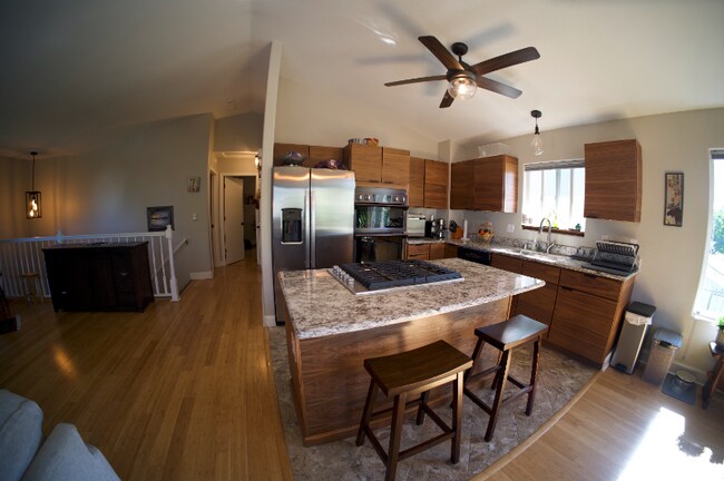 Building Photo - 4201 Defiance St