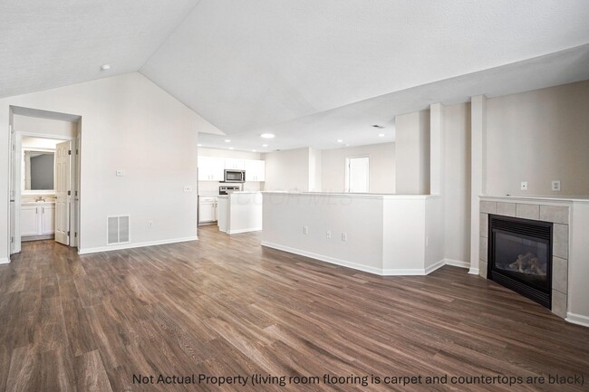 Building Photo - 4947 Stratford Pine Ln