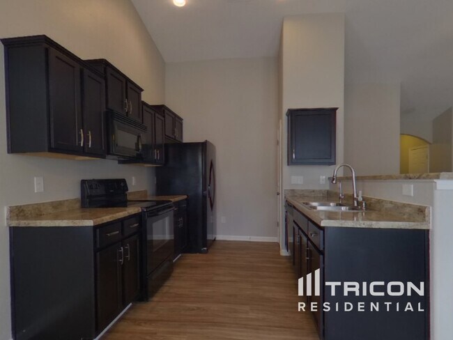Building Photo - 1130 Blue Topaz Dr