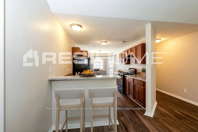 Building Photo - 13710 Sableglen Dr