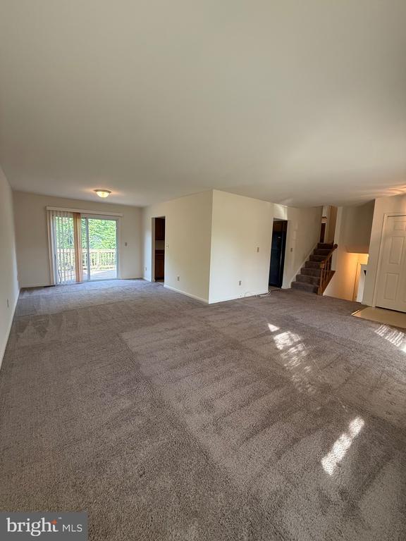 Building Photo - 900 Dewberry Dr