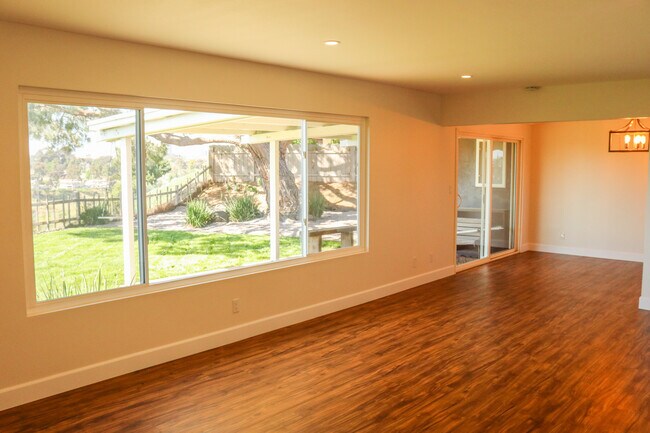 Building Photo - 3116 Bunche Ave