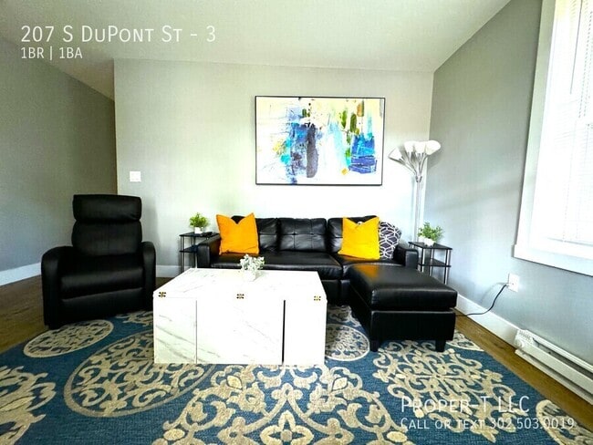 Building Photo - 207 S Dupont St
