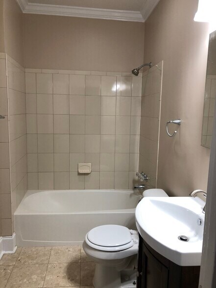 Building Photo - 1939 Martin Luther King Jr Blvd