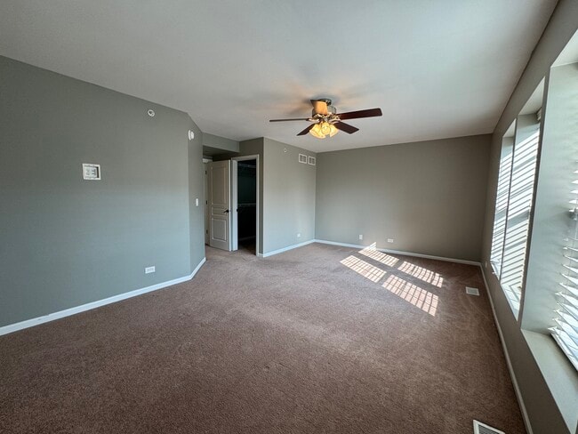 Building Photo - 1399 Crimson Ln