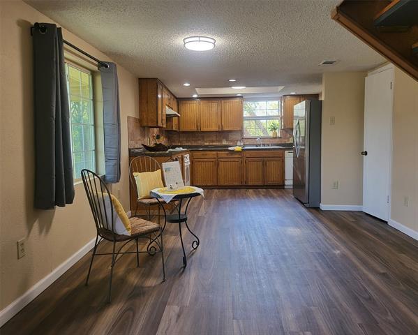 Building Photo - 4121 Apache Trl