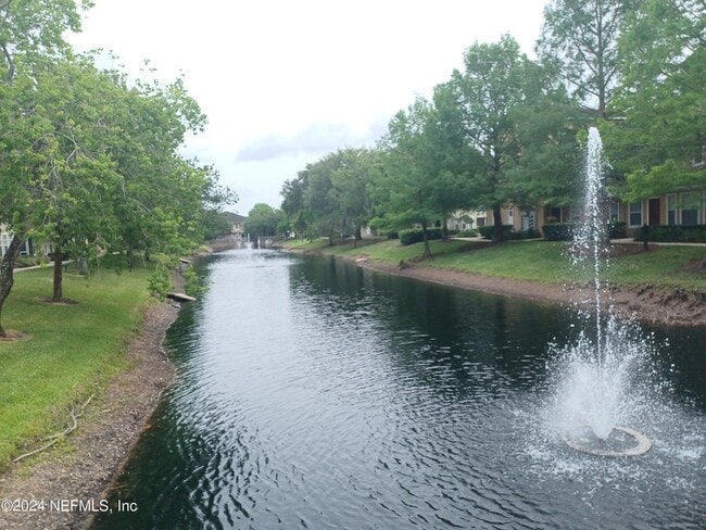 Building Photo - 10075 Gate Pkwy N