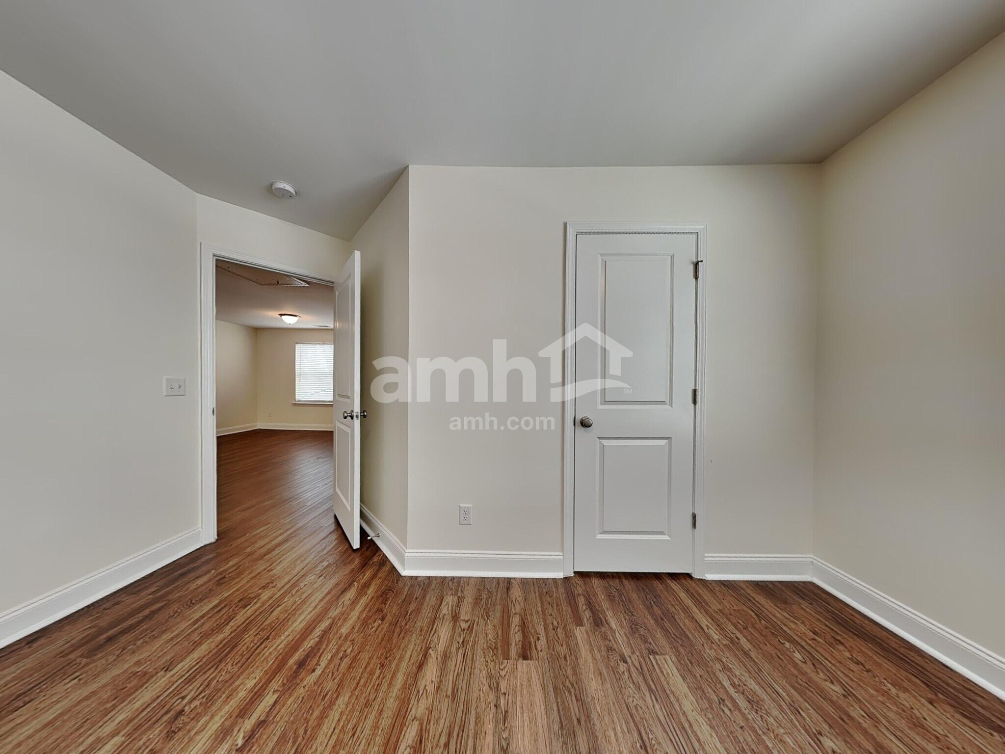 Building Photo - 25 Crabapple Cir