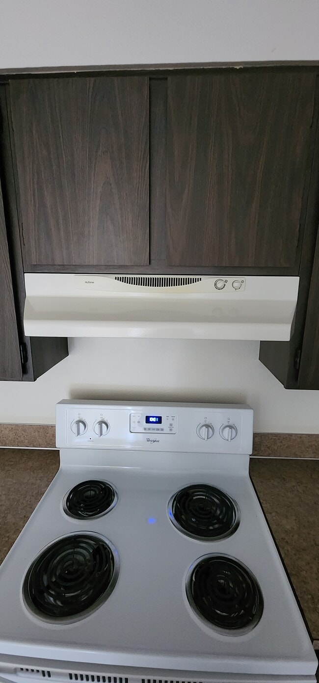 Building Photo - 521 159th St E