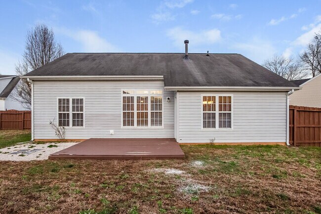Building Photo - 5839 Mahogany Pl SW