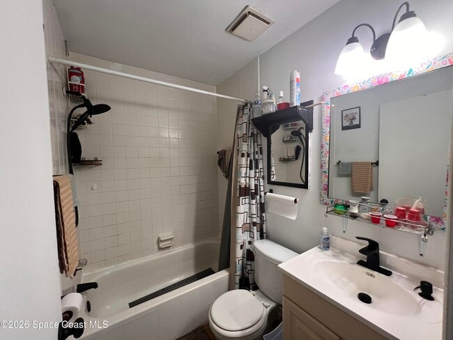 Building Photo - 1225 N Wickham Rd