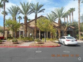 Building Photo - 1 Bedroom Remodeled located in Latigo!