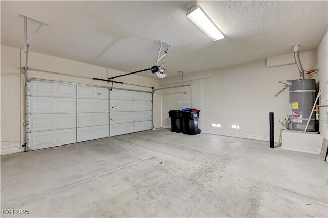 Building Photo - 4109 Gliding Gulls Ave