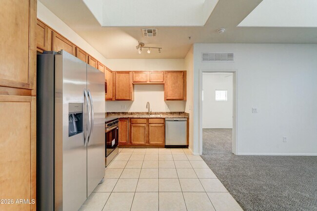 Building Photo - 15635 N 29th St