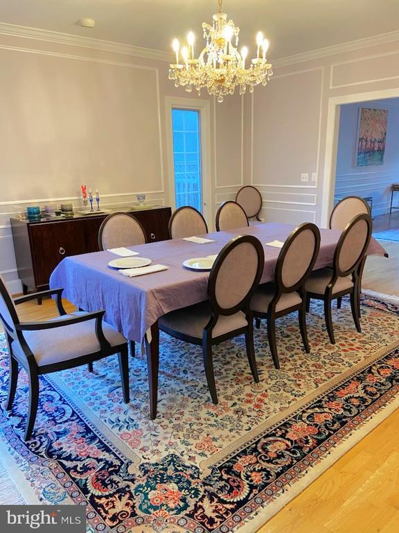 Building Photo - 9809 Hall Rd