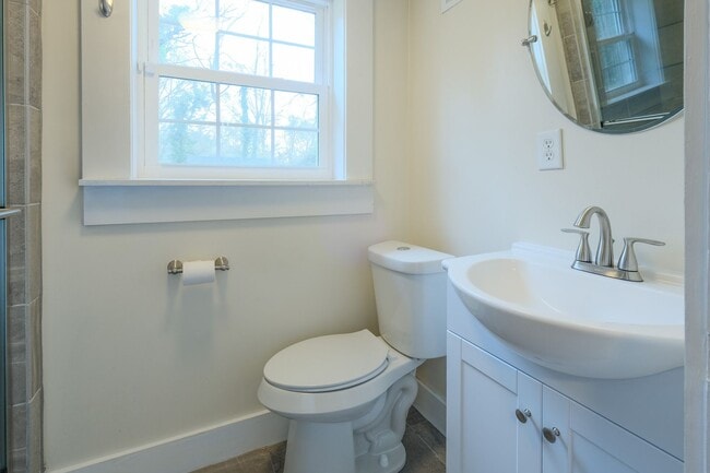 Building Photo - 54 Whitehead Dr