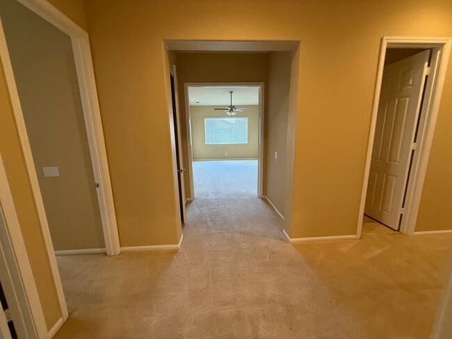 Building Photo - Apple Valley Estates- Gated Community- Beautiful 4 Bedrooms, 3 Bathrooms