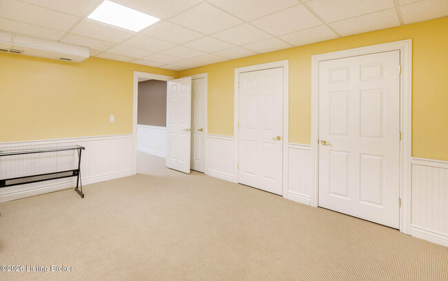 Building Photo - 9511 Felsmere Cir