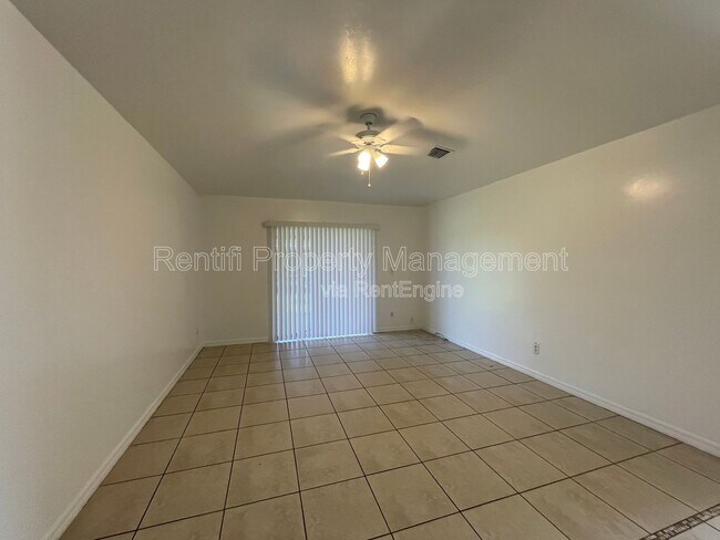 Building Photo - 1128 Homer Ave S