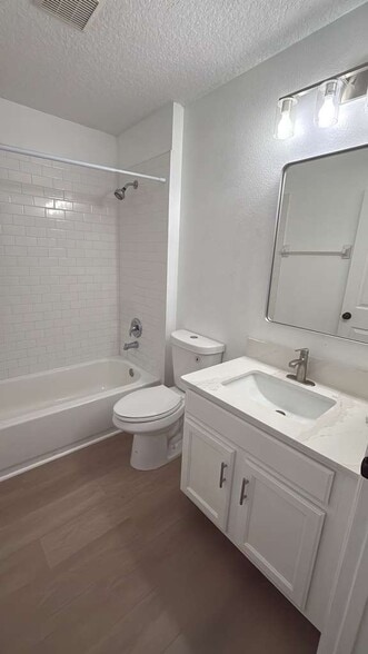 Building Photo - 3078 Mandolin Dr