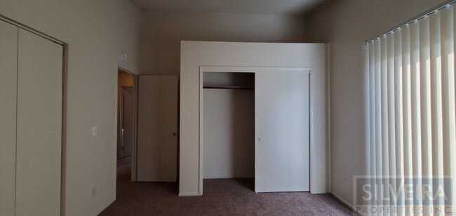 Building Photo - Gated Community 3 Bedroom 2 Bath in Preisker Gardens!