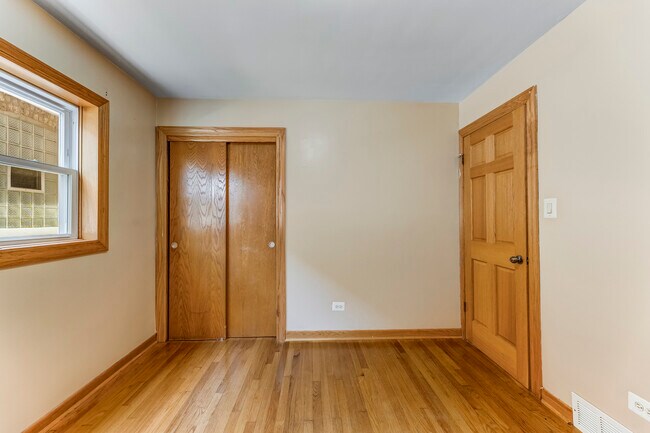 Building Photo - 5328 Latrobe Ave