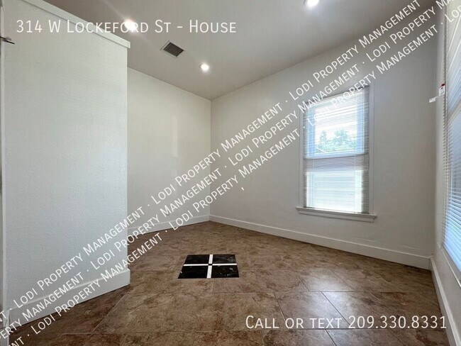 Building Photo - 314 W Lockeford St