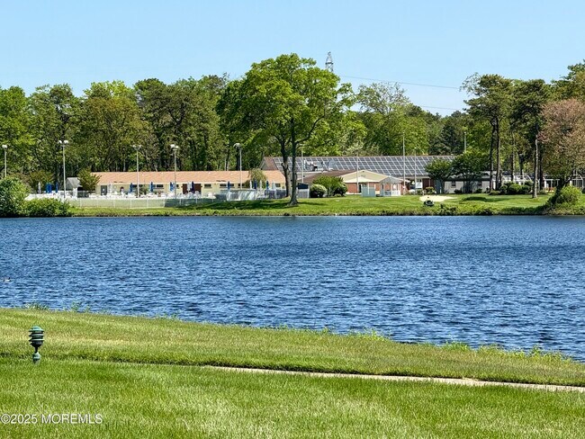 Building Photo - 696 Plymouth Dr