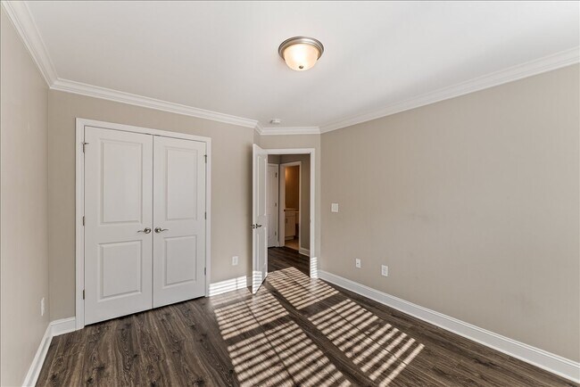 Building Photo - 320 Titan Rdg Wy