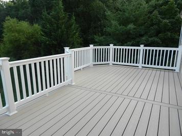 Building Photo - 106 Lindenridge Road