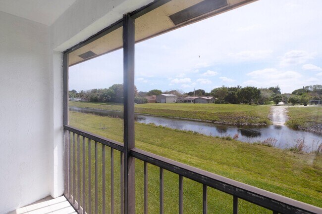 Rear Patio - 9467 Boca Cove Cir