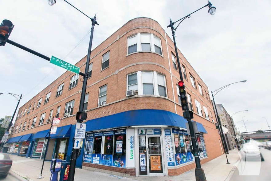 Primary Photo - 3957 W Irving Park Rd