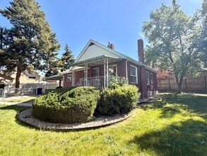 Building Photo - Inviting Holladay Home with Large Yard, Carport & Extra Parking