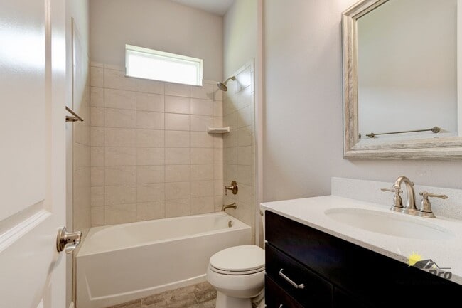 Building Photo - 6263 W Fallsgrove Ln