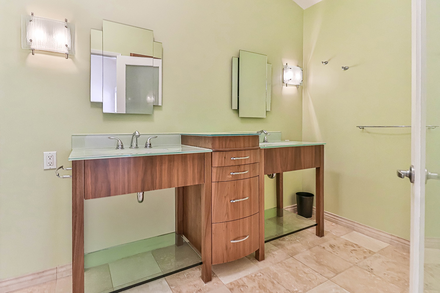 Primary Bathroom with shower - 1115 19th St